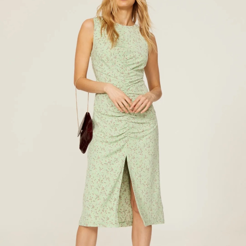 Love, Whit by Whitney Port Green Floral Ruched Midi Dress